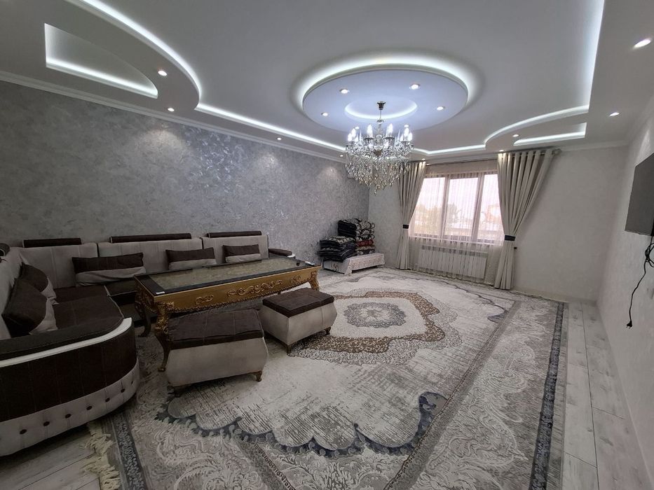 СдаетсЯ 3х комнатная Парцез