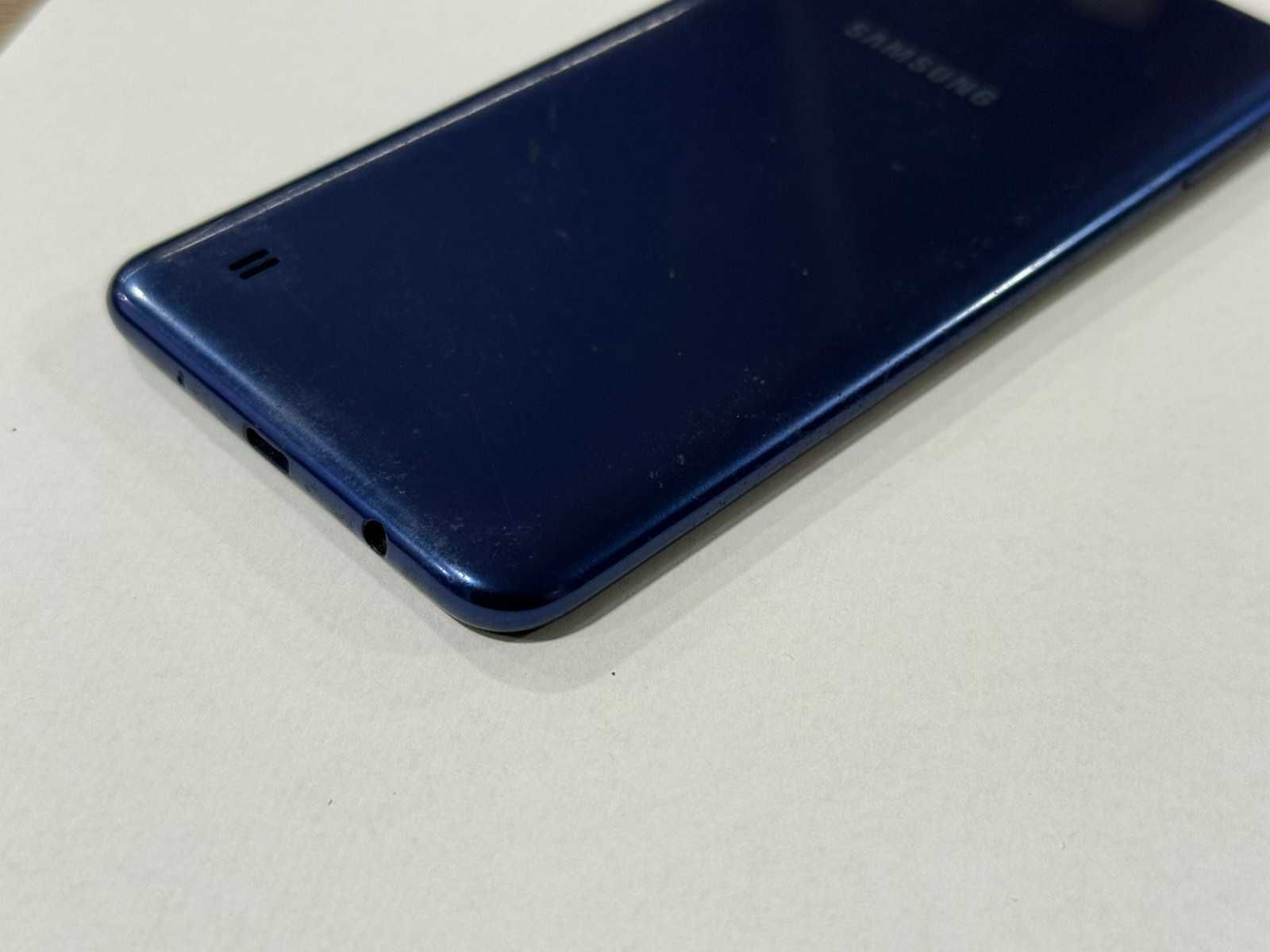 Продавам Samsung A10