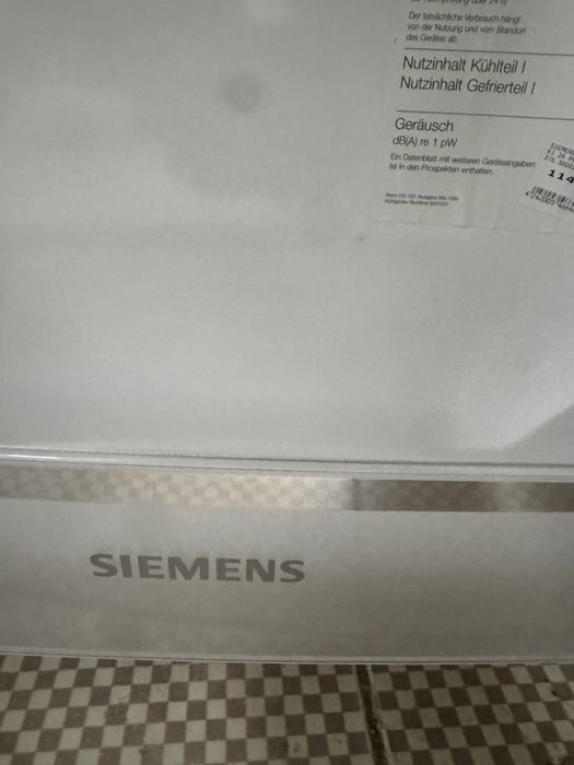 FRIGIDER PREMIUM NOU Siemens  Incorporabil H 122cm pret magazin 1140 €