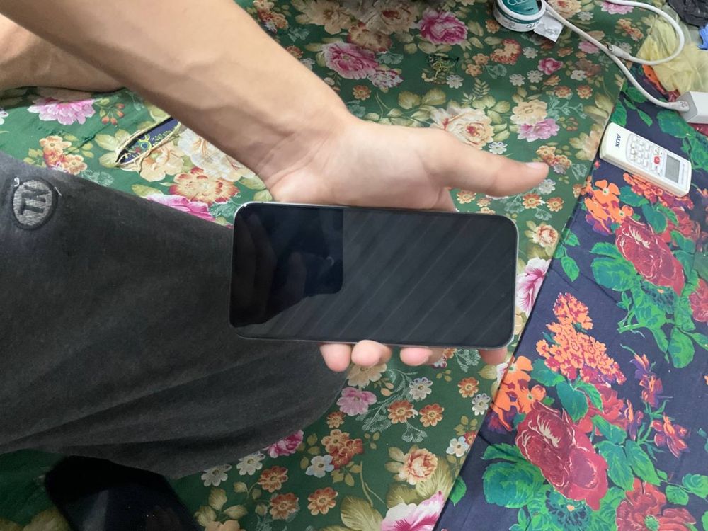 Iphone 15 pro max 256 gb 95