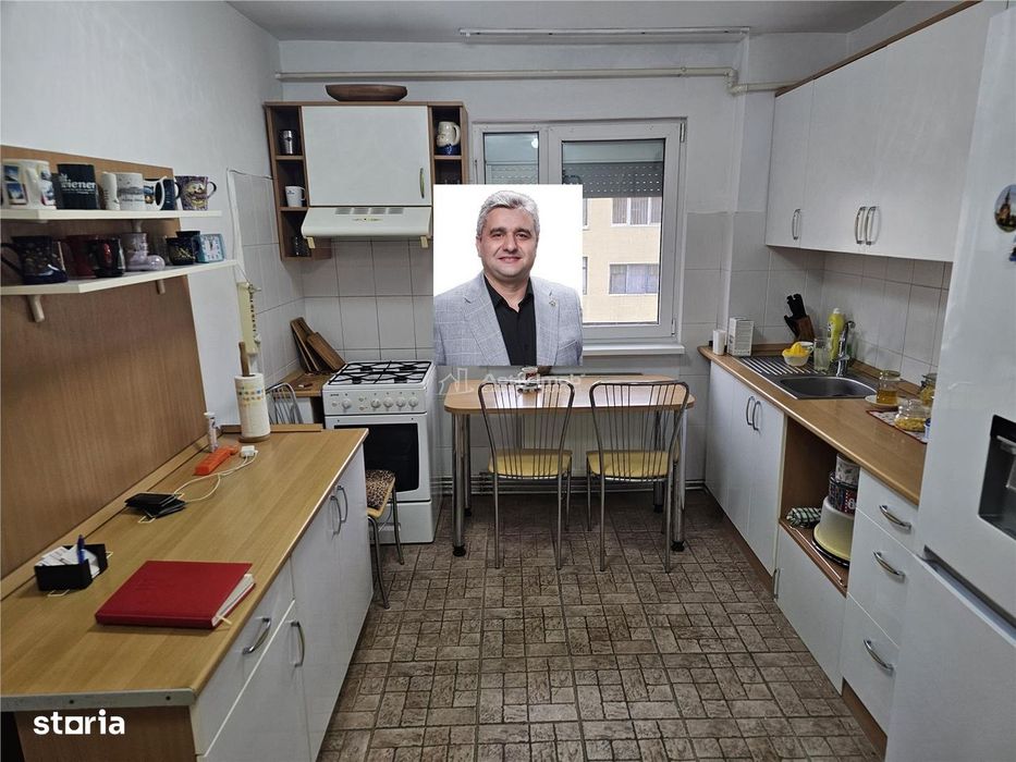 Resita, 3 Cam. Dec. Mobilat+Utilat, Micro 2