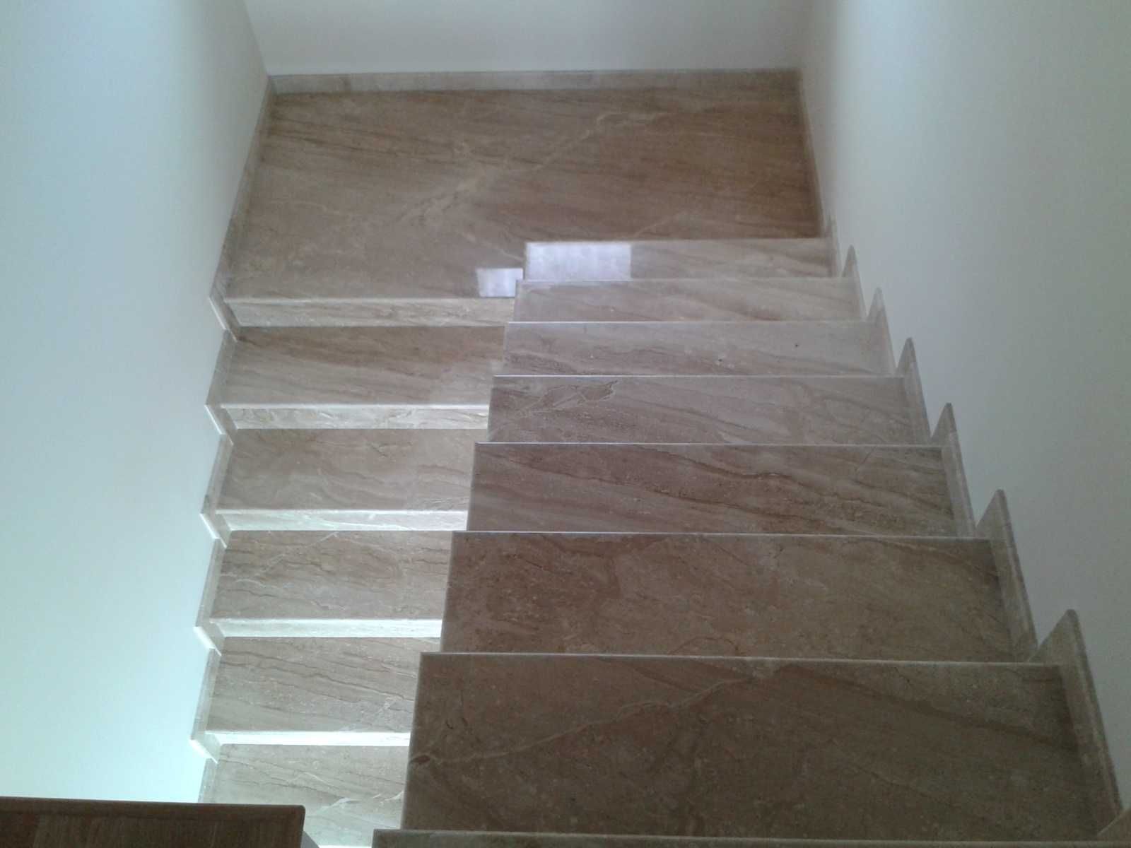 Trepte contratrepte marmura Breccia Sarda 2 cm polished