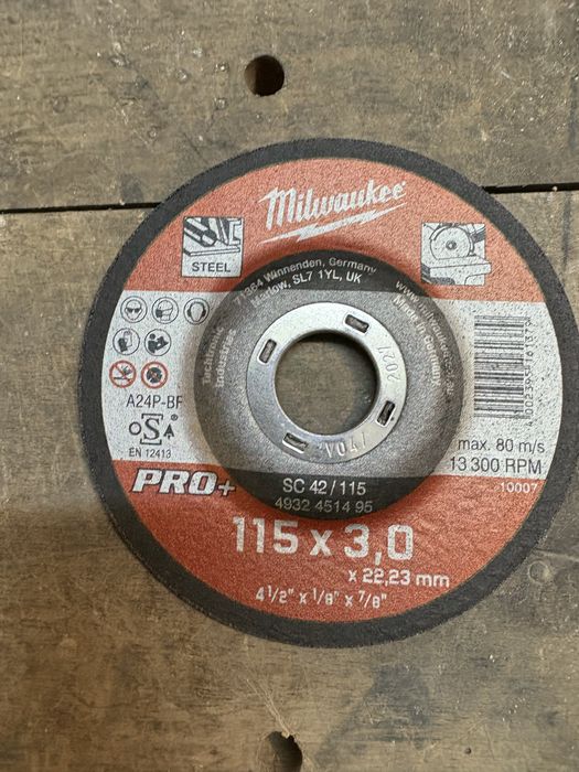Milwaukee Абразивни Дискове