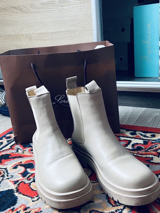 Ботинки женские