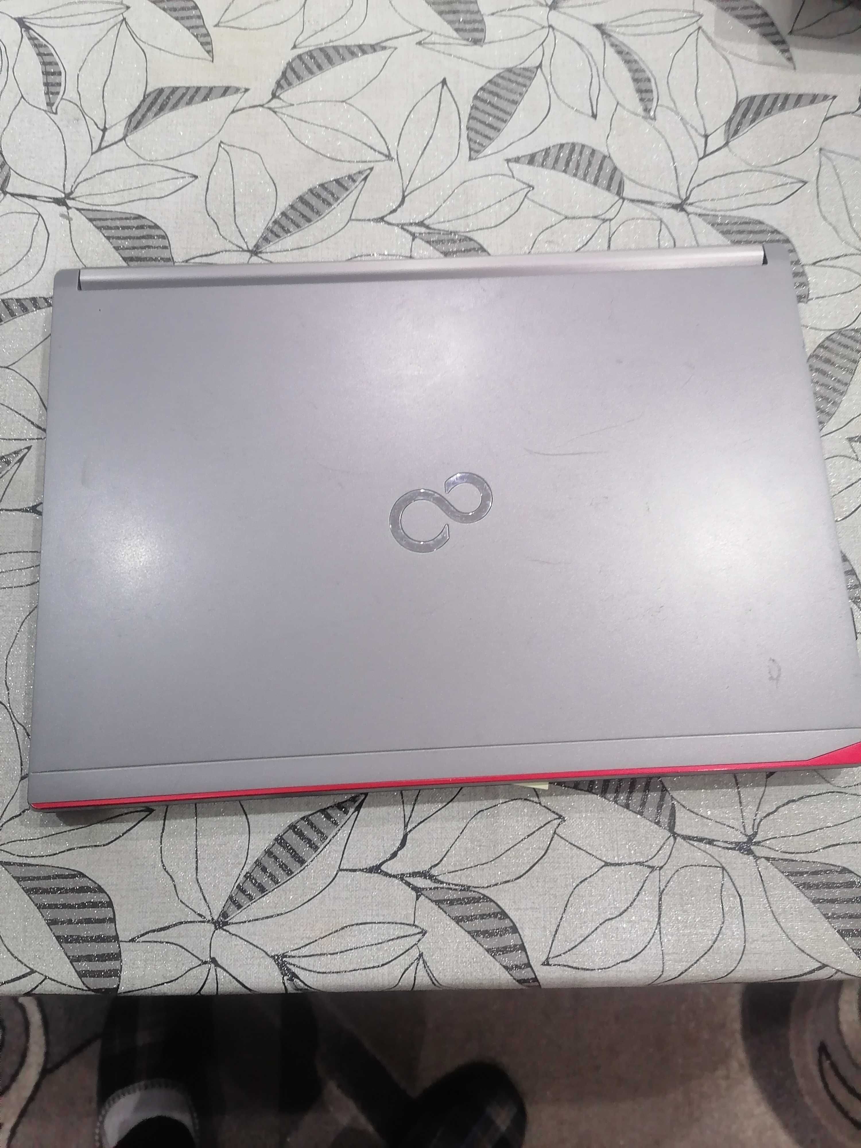 FUJITSU LIFEBOOK   14 "   E734     Intel Core I5