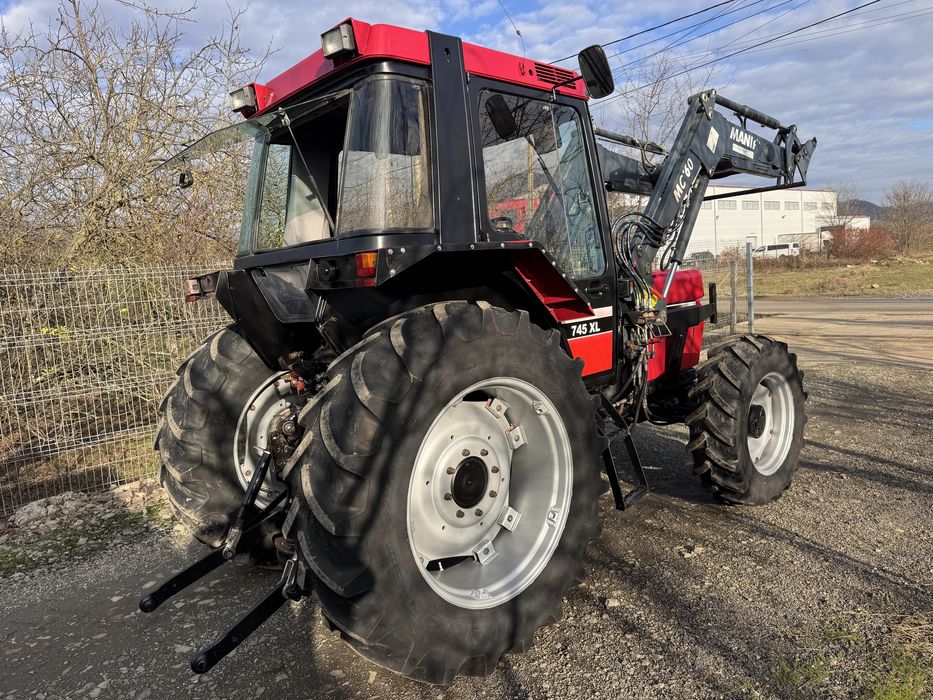 Tractor Case 745 XL Cu Încarcator Frontal