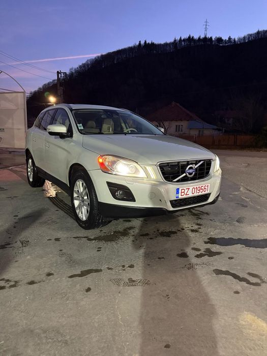 Vând Volvo XC 60 2010 4x4 awd