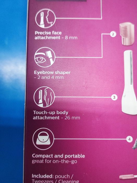 Trimmer Philips 4000 pentru sprâncene cu accesorii noi sigilat