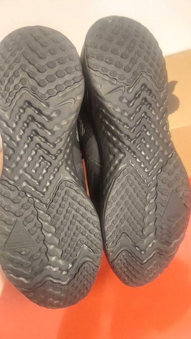 Обувки Odyssey React Shield 2 - Номер 38