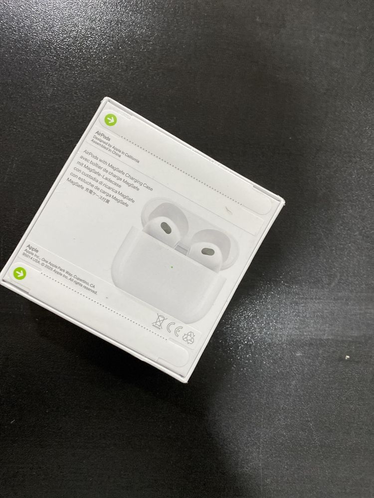 Наушники и AirPods