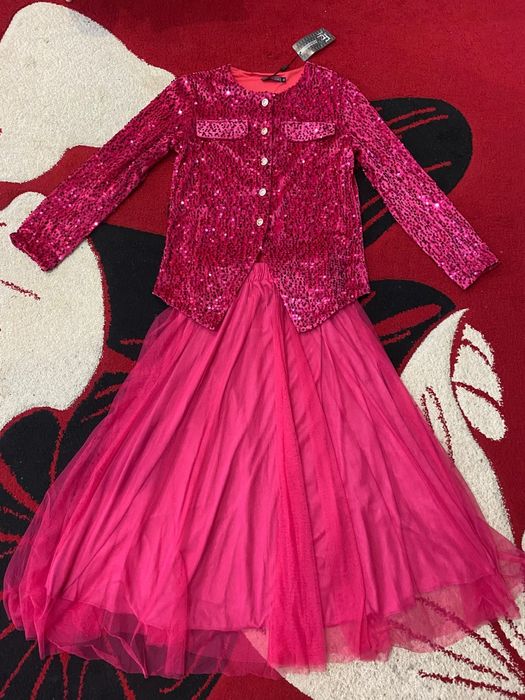 Красивое розовое платье