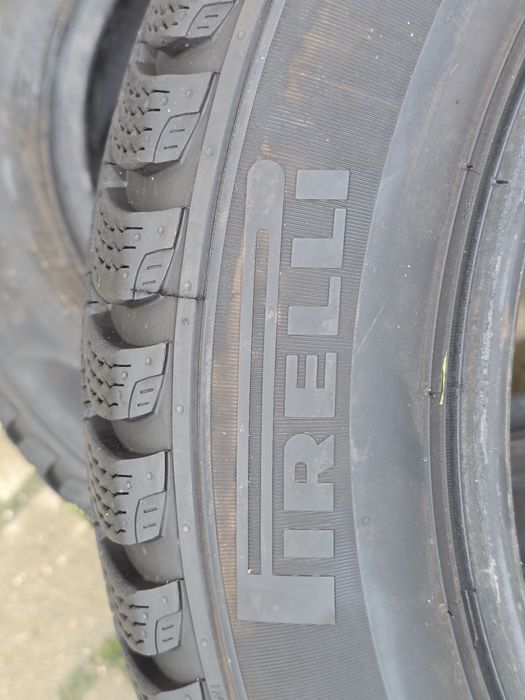 123 456 . .Pirelli