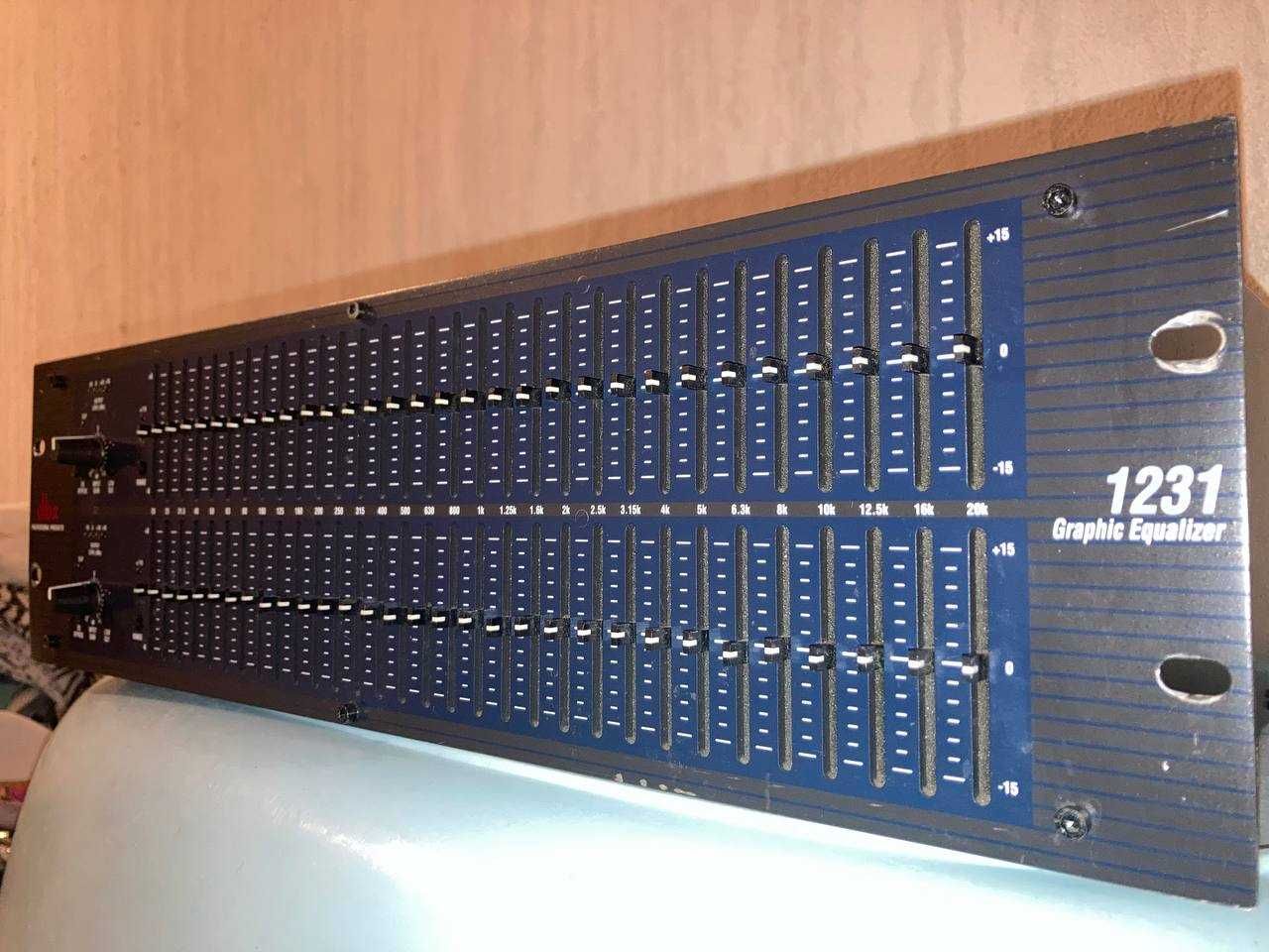 DBX 1231 Graphic Equalizer / Графичен Еквалайзер