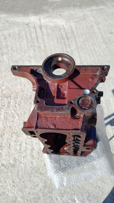 Bloc motor nou Dacia 1310  1,4  1998  neechipat