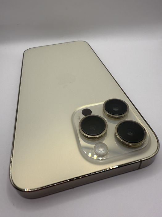 Продавам Iphone 14 pro max 256GB Gold