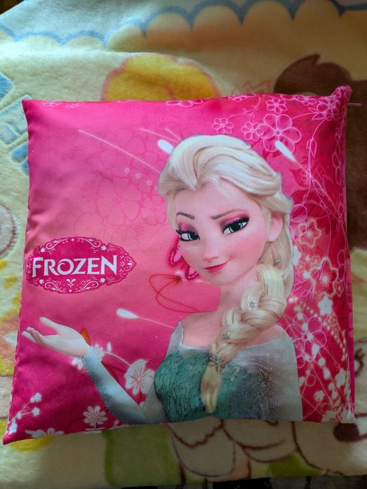 Pernă Frozen Elsa 40x40 cm