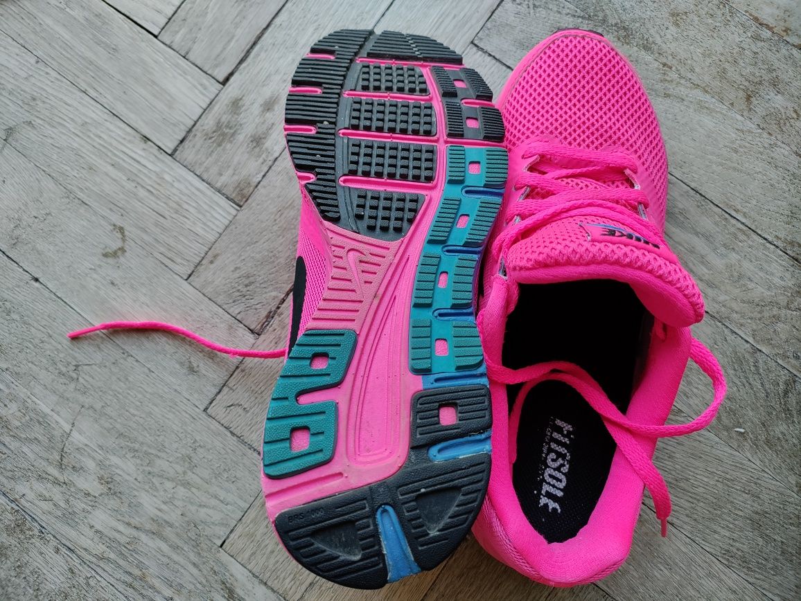 Adidași Nike Zoom Fly măsură 38 roz fuchsia