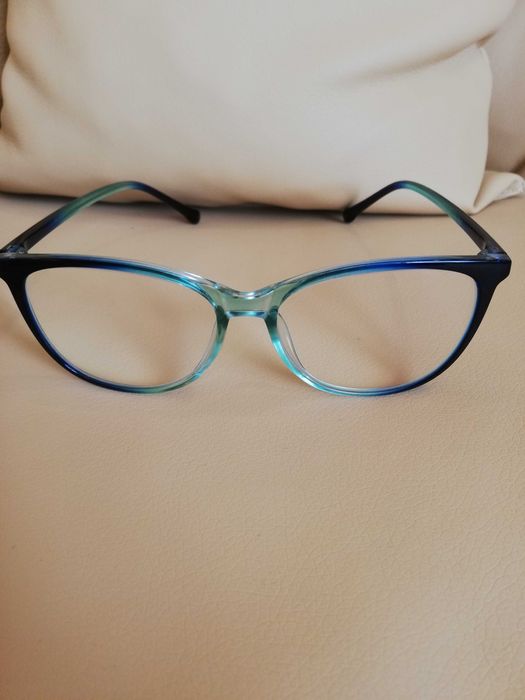 Нови Дамски Диоптрични Рамки