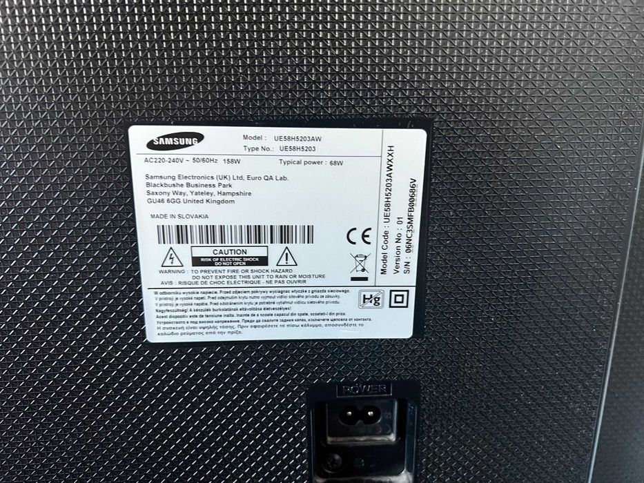 Televizor Smart SAMSUNG diagonala  60' / 150 cm !