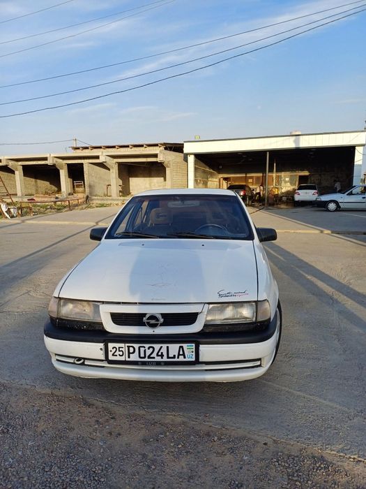Опель Вектра 1.8