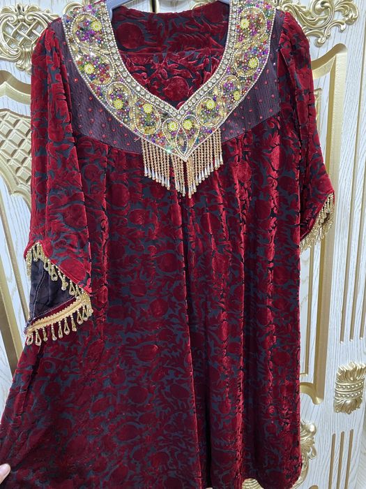 Ko’ylak poycha sotiladi