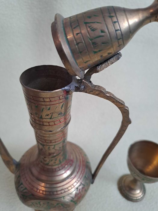 carafa bronz paharele bronz set