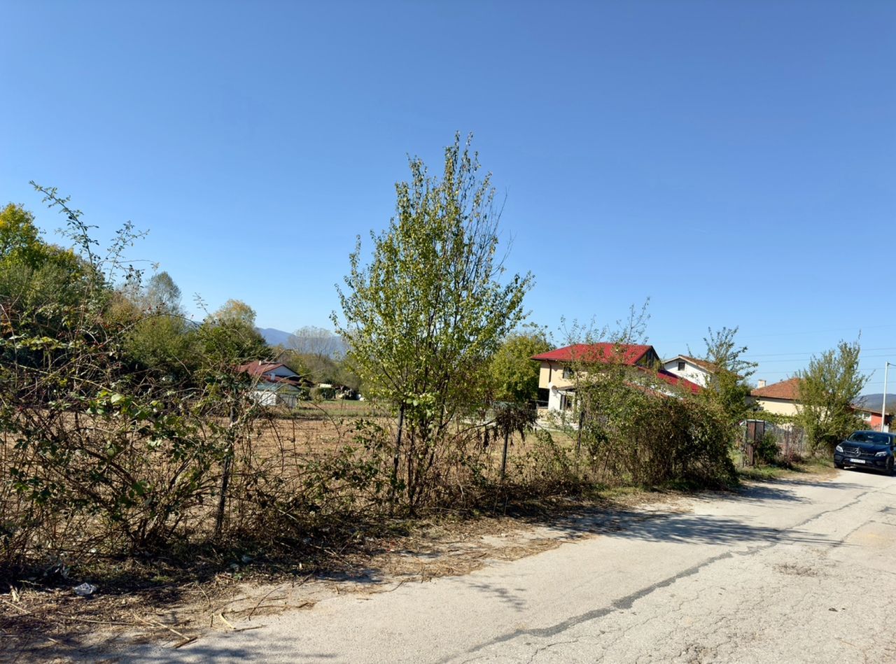 Продава се Парцел в Ботевград - 595 кв.м за 43 €/кв.м - Снимка #5