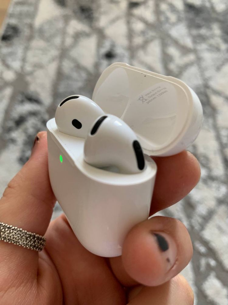 Airpods 4 shumopodavleniya