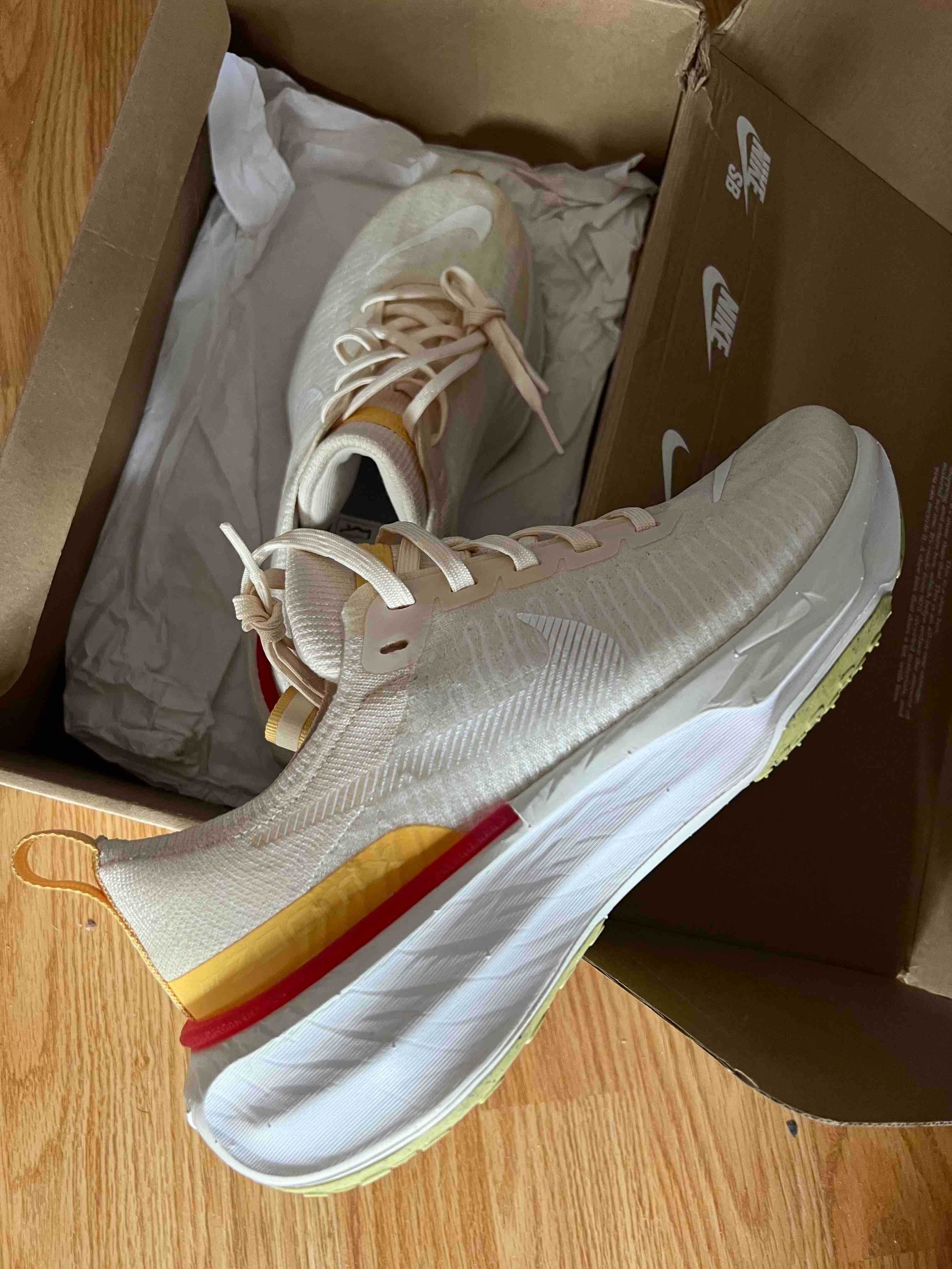 100% Оригинални Nike ZoomX Invincible Run FK 3 - номер 37.5-23.5 см