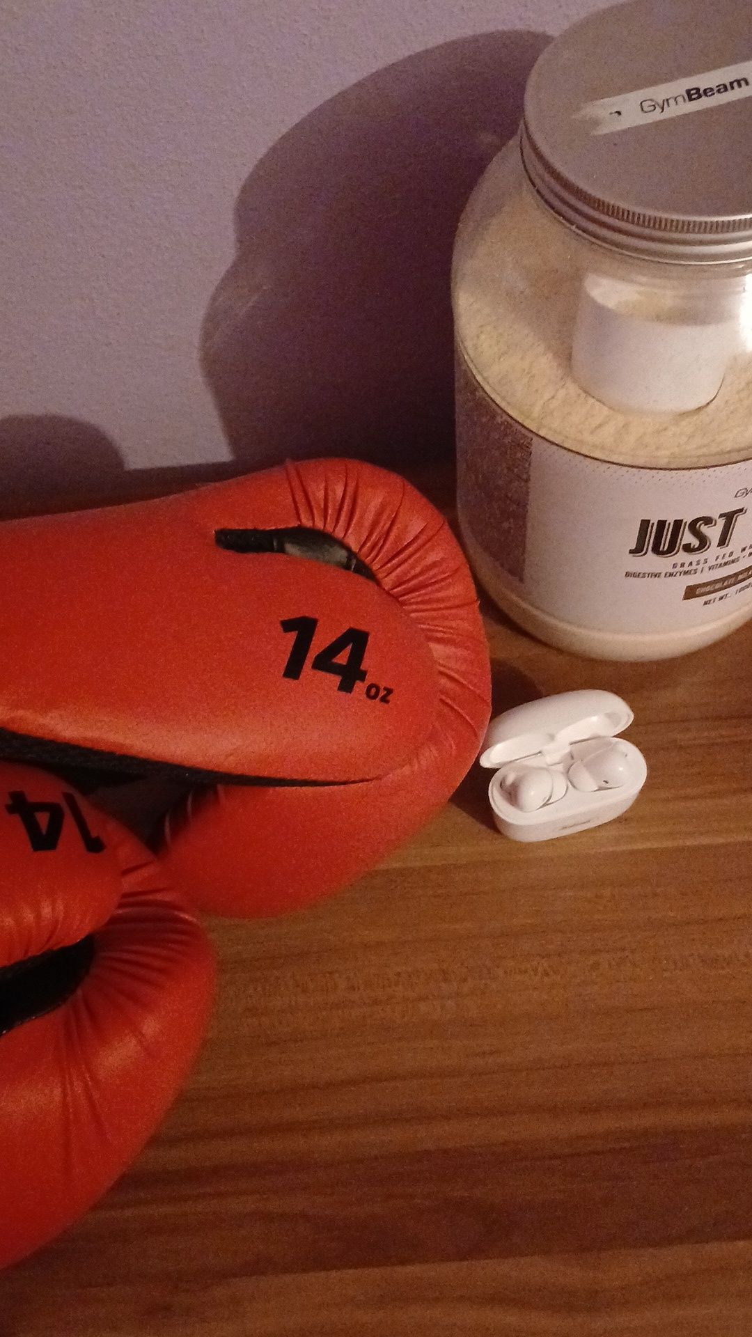 Proteine,Mănuși box, căști !!
