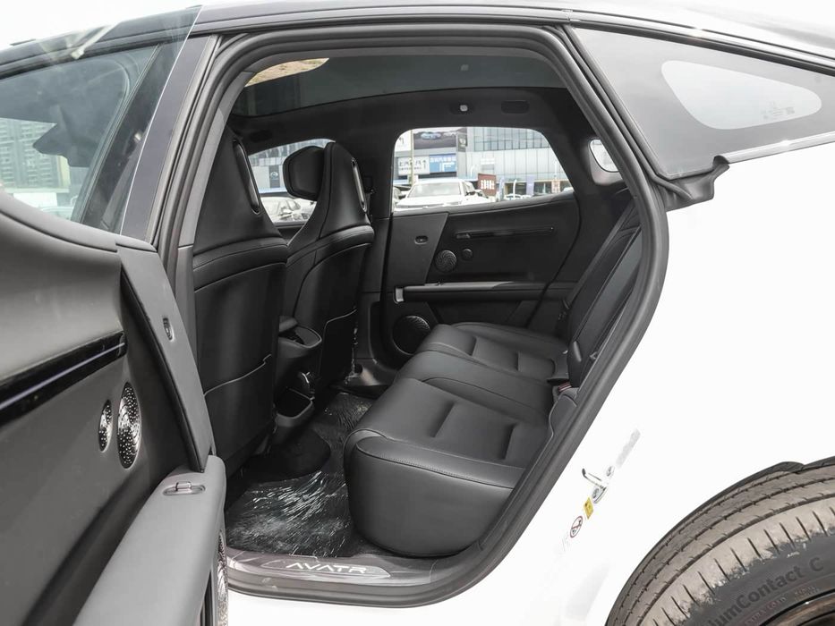 Avatr 06 Max версия буюртмага юклайман