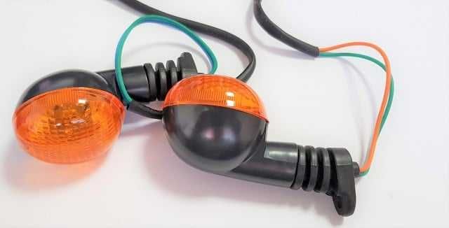 Semnale Semnalizari Scuter Moto 12v Medii Rotunde