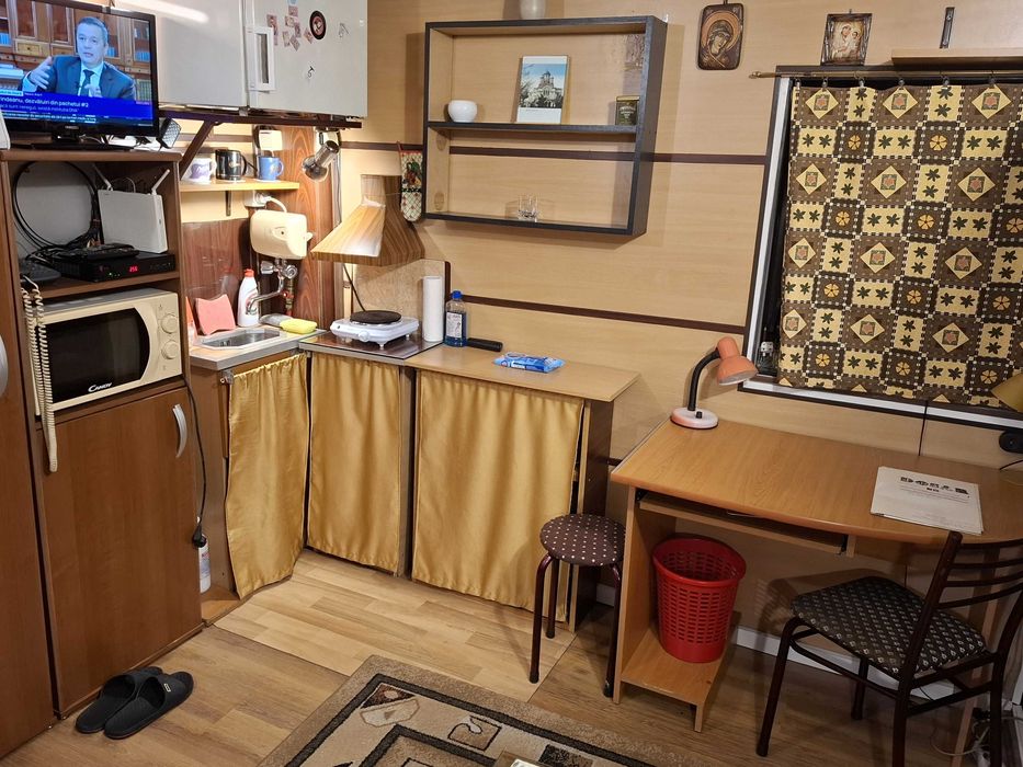 Inchiriez studio(cam.+baie=12mp), Cotroceni, mob., 3/3, metrou, 1300L