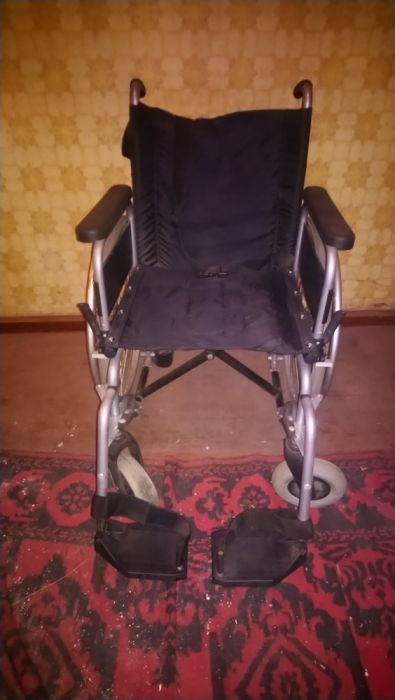 Инвалидна Количка"INVACARE"-Рингова,ПРАКТИЧНА,Удобна-Отлично Състоание