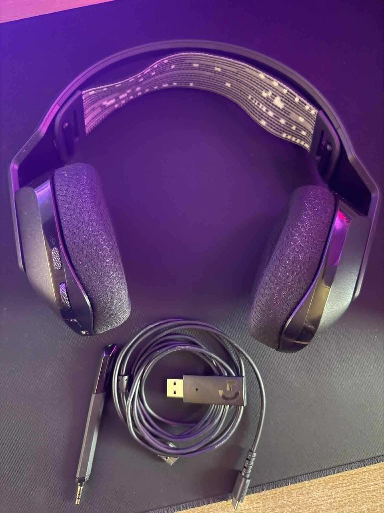 Геймърски Безжични слушалки Logitech g733 (черен цвят)