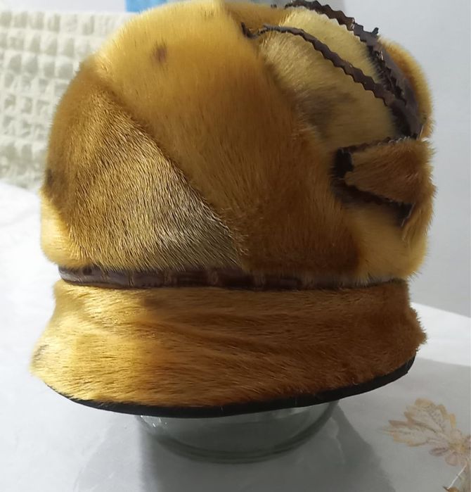 Норковые шапки