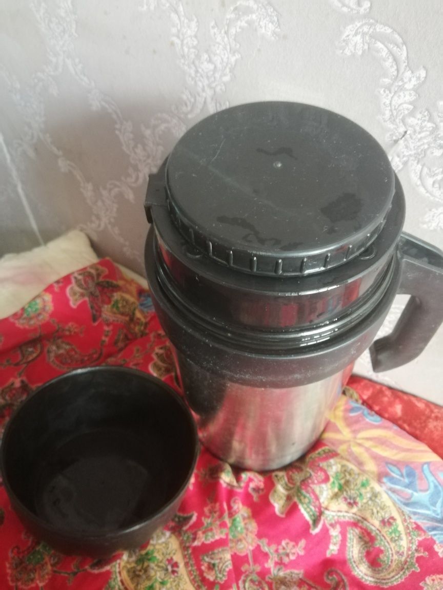 Продам    термос