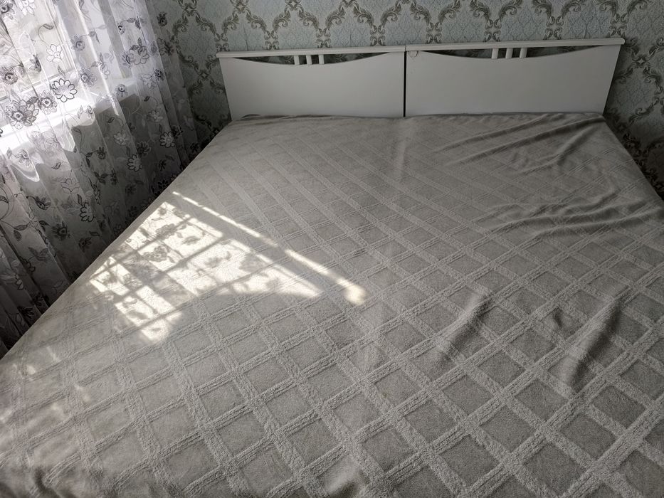 Две кровати с матрасом 2м длина, 95 ширина