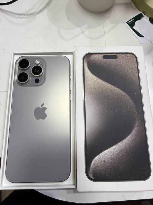 iPhone 15 pro max 256