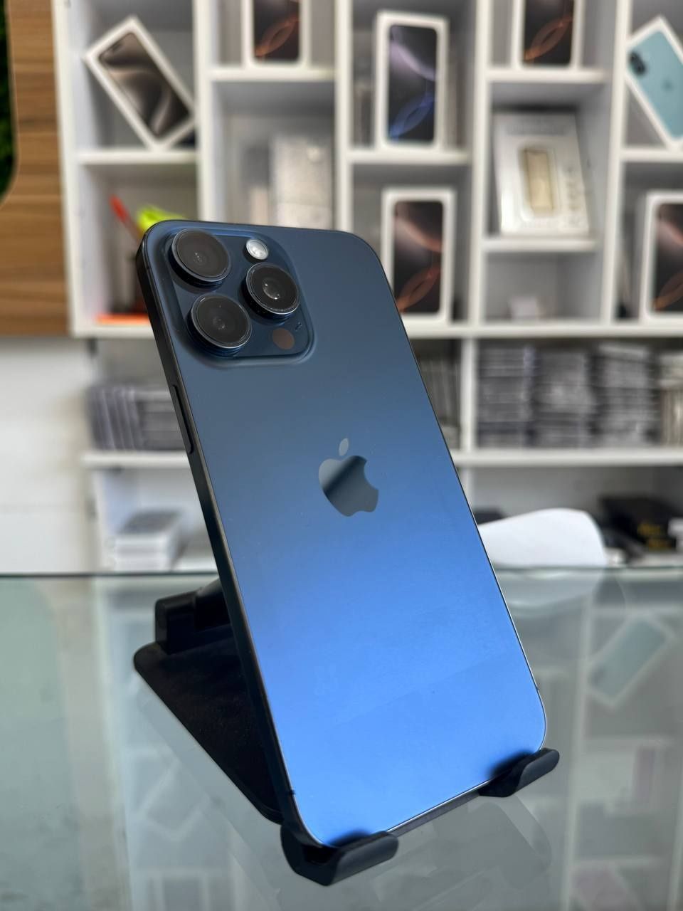 iPhone 15 Pro Max 256 gb Bluel Titanium, ideal 88 yomks