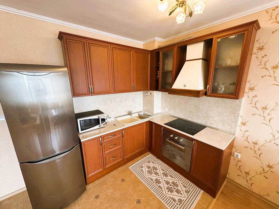 Продава се Тристаен апартамент в Варна, Виница - 120 кв.м за 1542 €/кв.м - Снимка #3