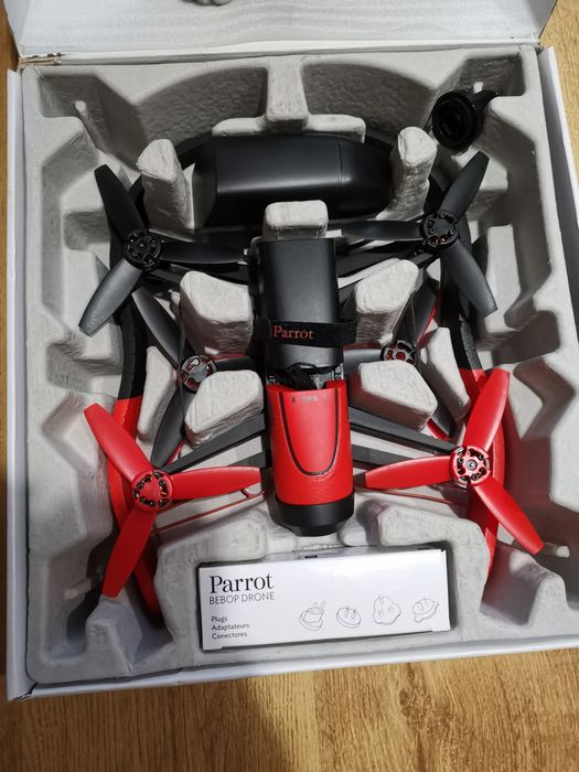 Drona Profesionala Parrot Bebop Ca Noua La Cutie Cu Doua Baterii