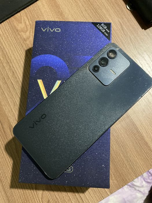 Vivo v23 5g все документы и каробка есть