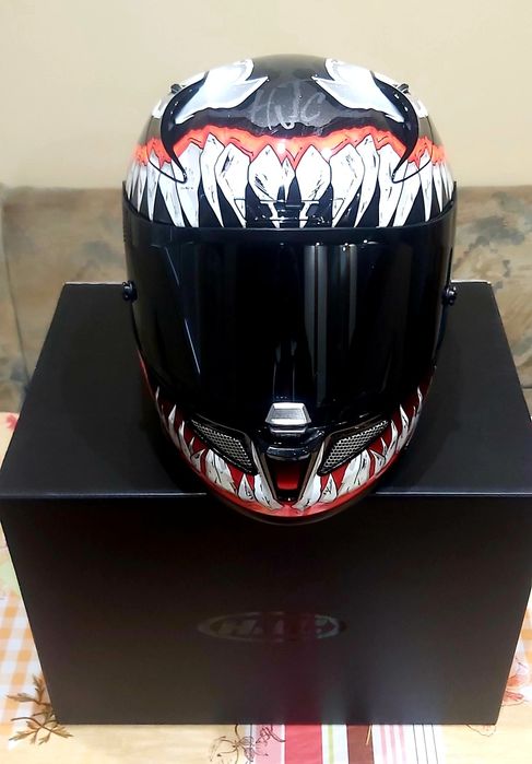 Каска HJC Marvel Venom II