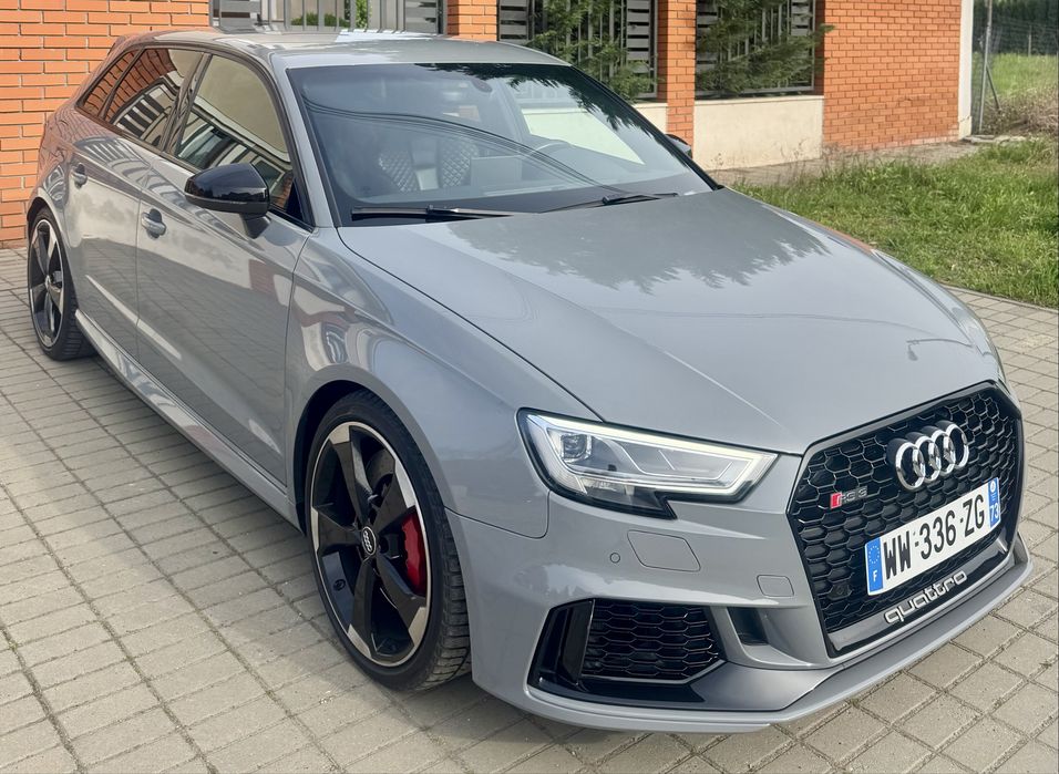 Vand Audi RS3 / SPORTBACK / 2.5TFSI / 400cai / Nardo Grey / IMPECABIL