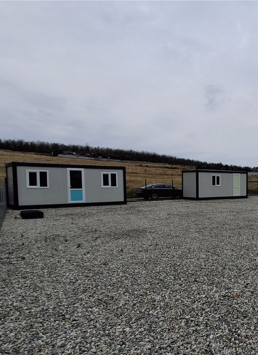 Vând 2 containere modulare