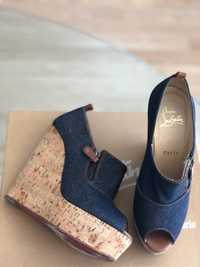 Saboti Christian Louboutin din jeans