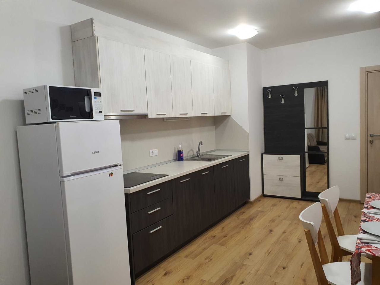 Дава се под наем Двустаен апартамент в Бургас, Сарафово - 65 кв.м за 600 € - Снимка #3