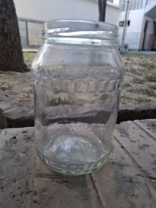 Банка для закруток.