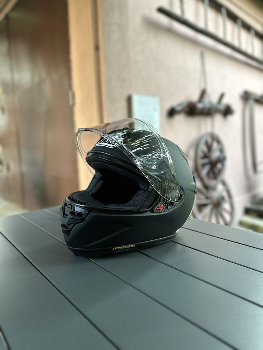 Vand casca moto Shoei X SPR PRO cu sistem Cardo Packtalk Edge instalat